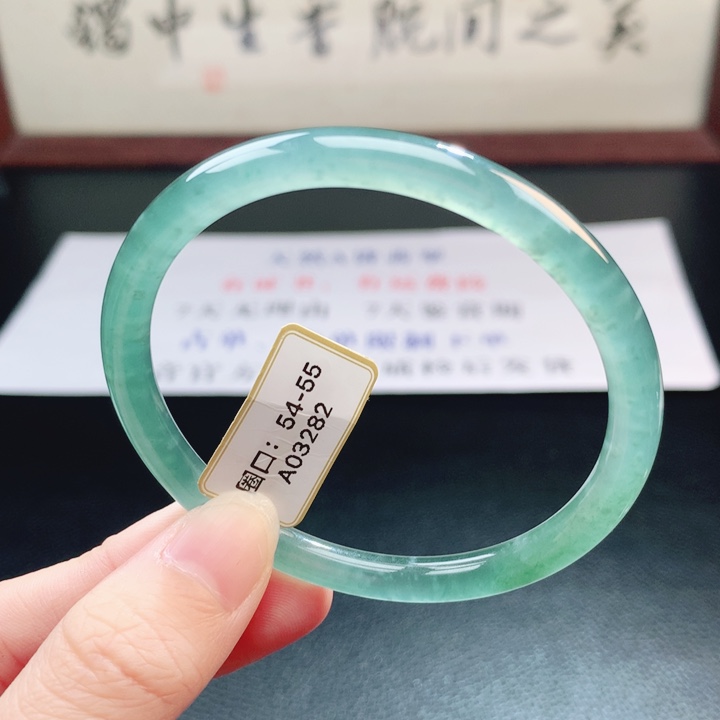 翡翠未镶嵌手镯翡翠手镯31