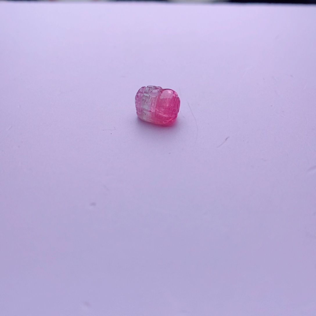 未镶嵌单颗貔貅m碧玺