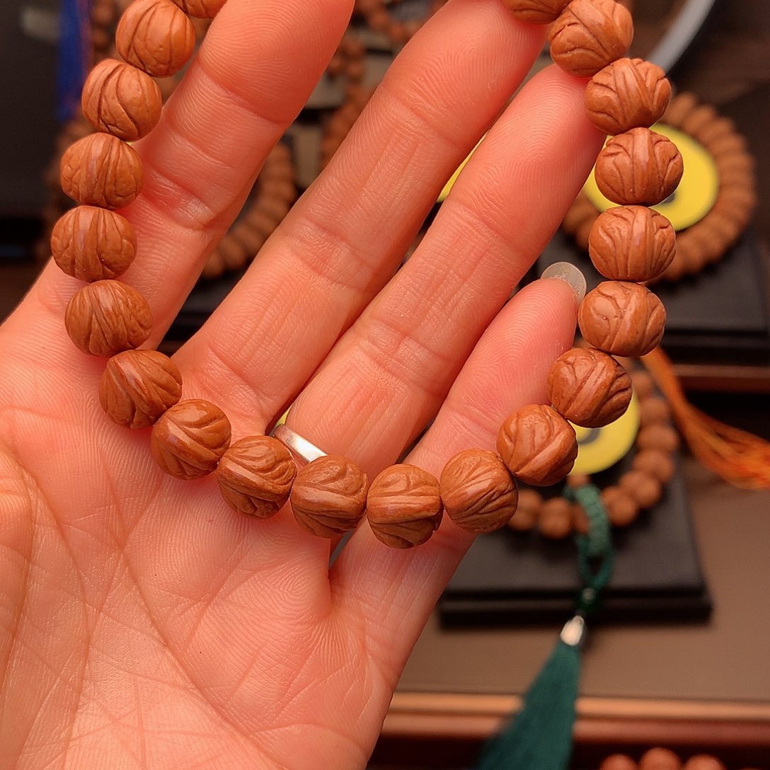 桃核手串旧*.野生玉龙脊11