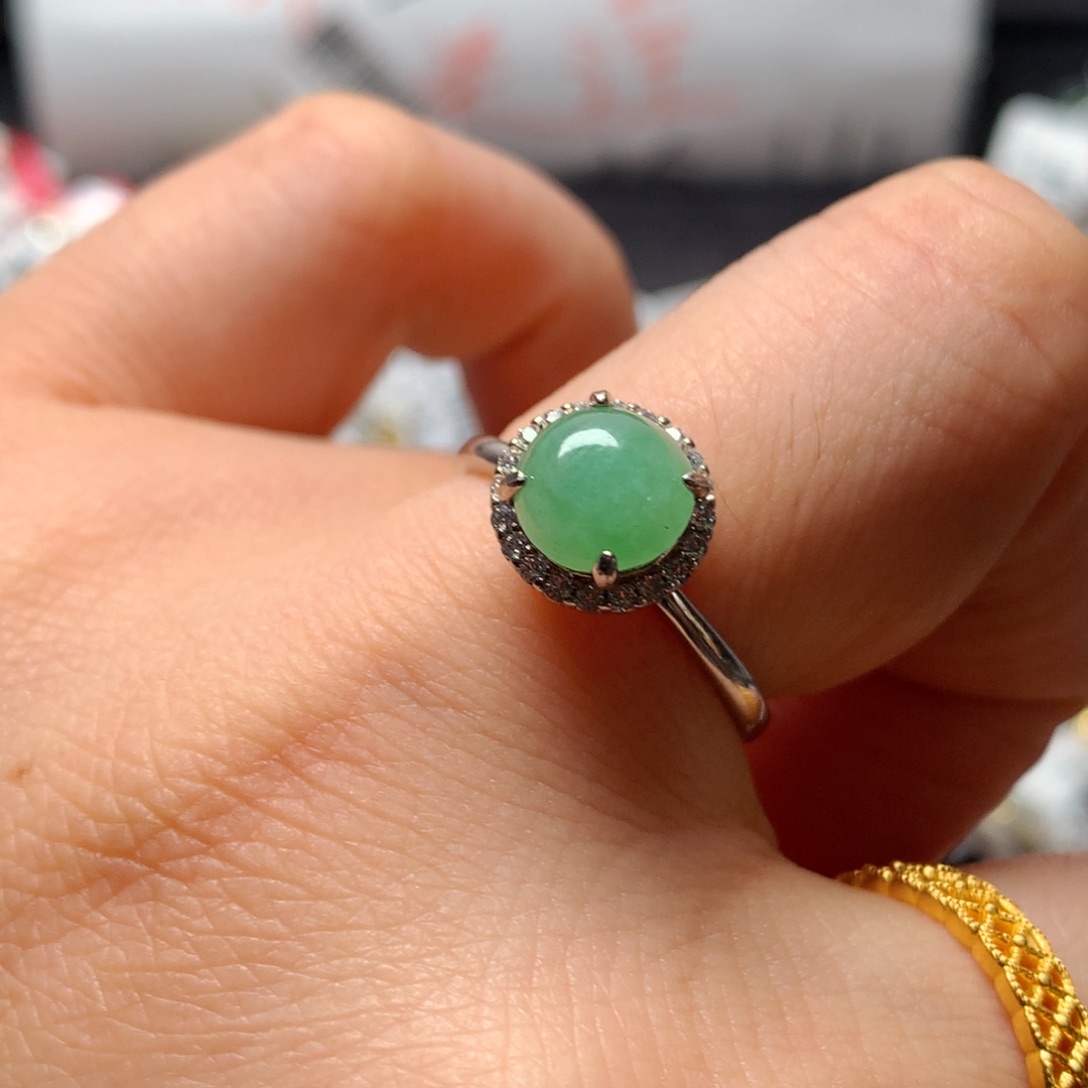 翡翠戒指银S925镶嵌天然翡翠戒指