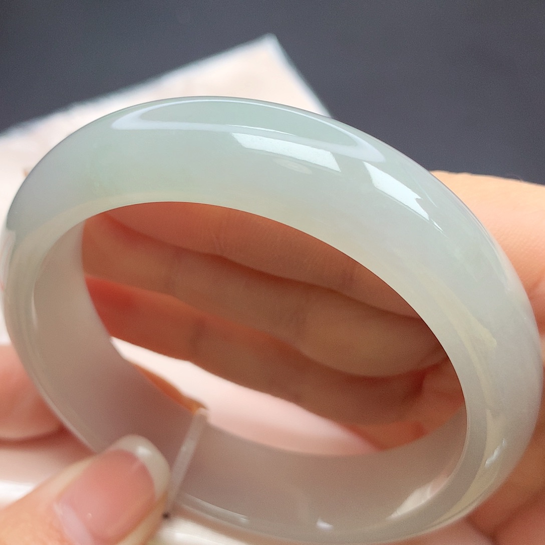 翡翠手镯未镶嵌08n n n n n n n n m