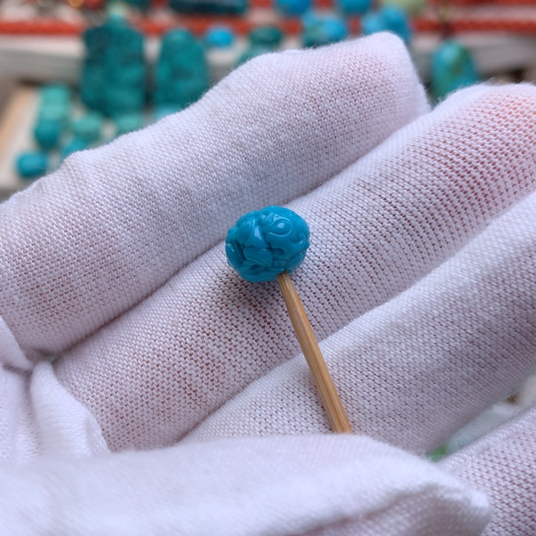 绿松石未镶嵌珠宝奇石