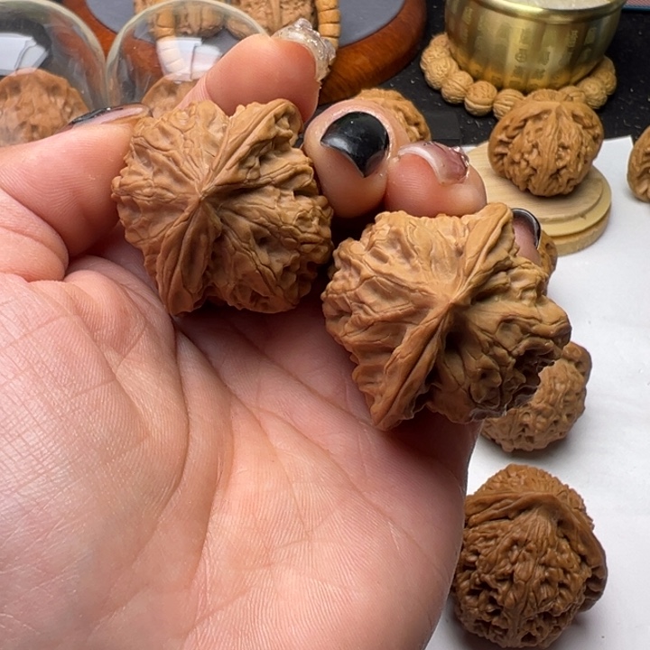 文玩核桃把件磐石全品36