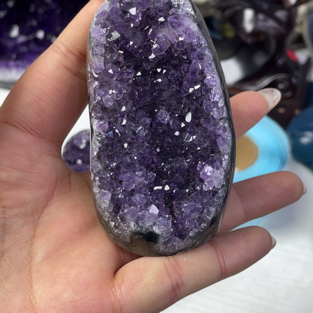 紫晶大型摆件（非配饰）未镶嵌