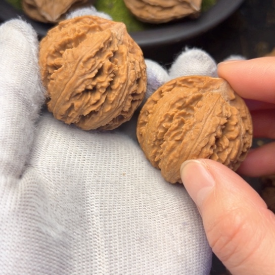 把件文玩核桃秦岭核桃8