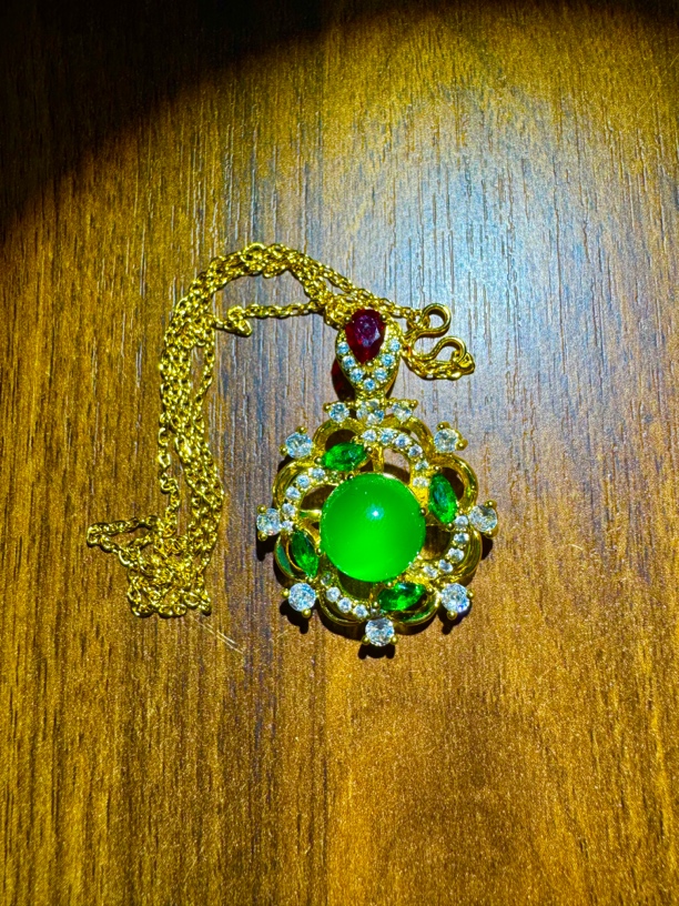 10精品四叶草玉吊坠项链SPH00022（无礼盒）