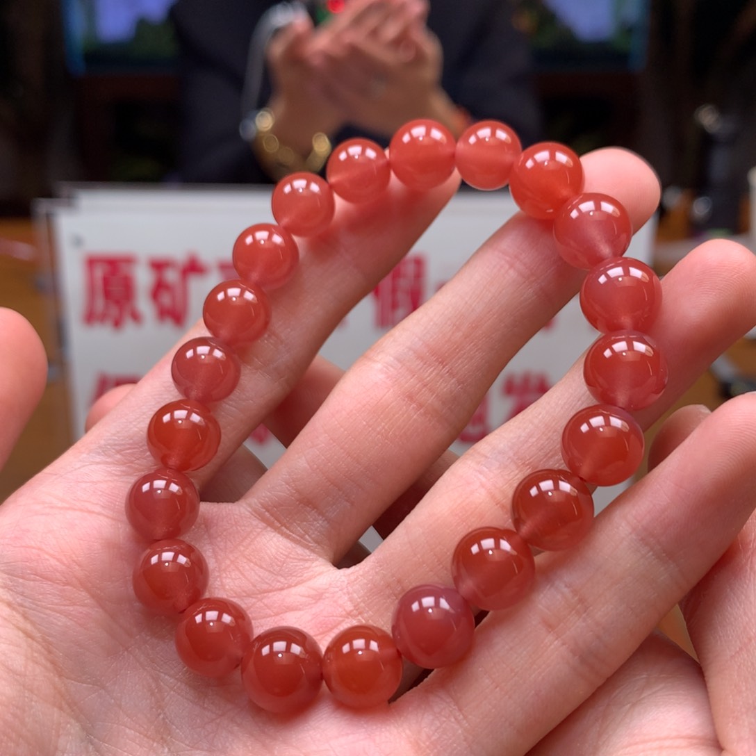南红玛瑙串未镶嵌9mm➕冰红 微瑕