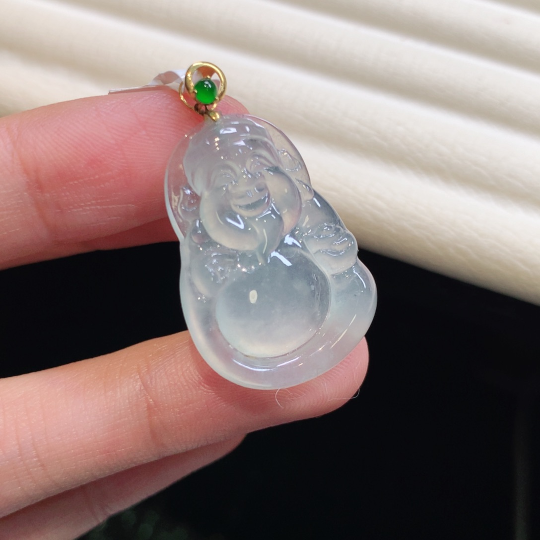 翡翠颈饰18K金镶嵌财神