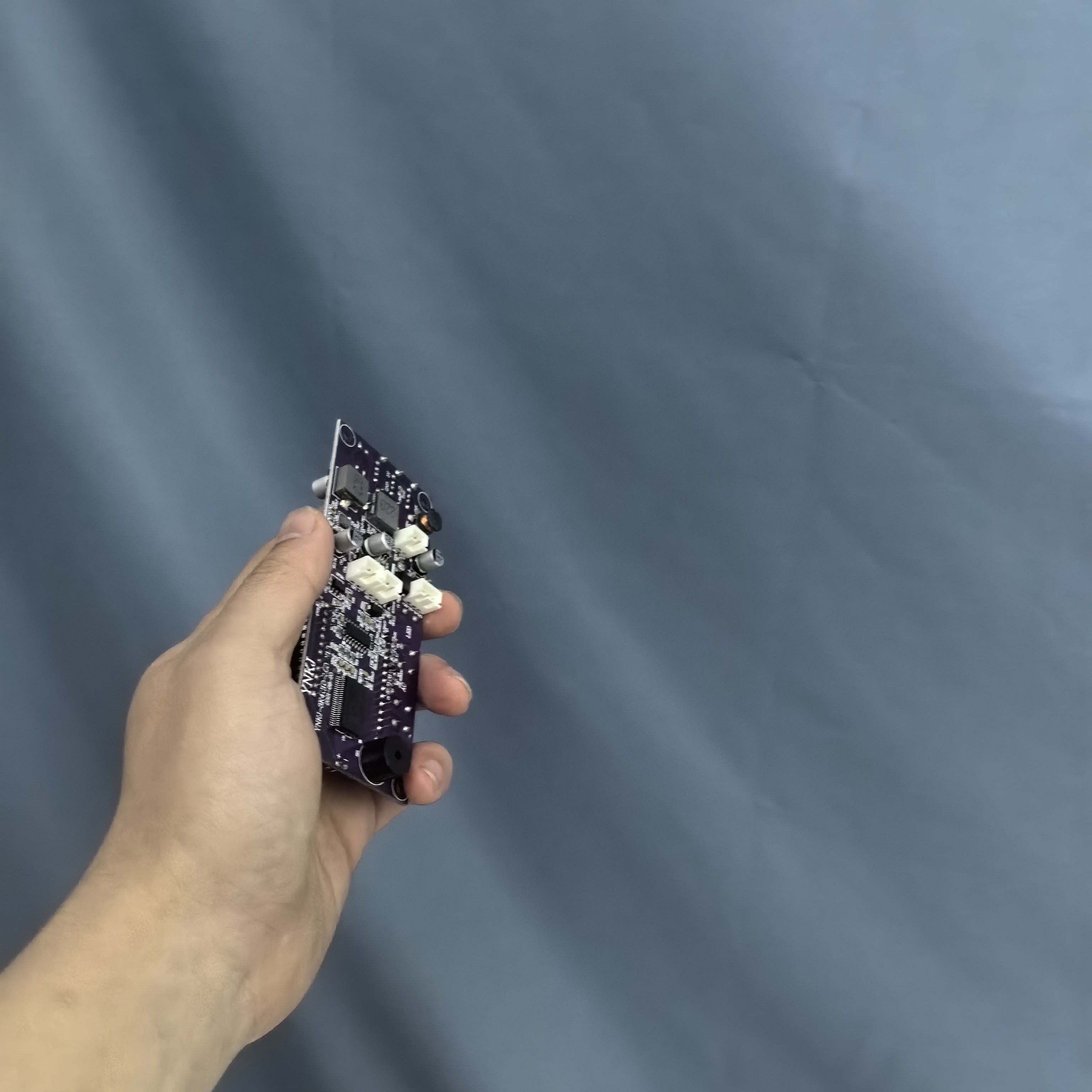 12V彩显3串三元板子一片太阳能