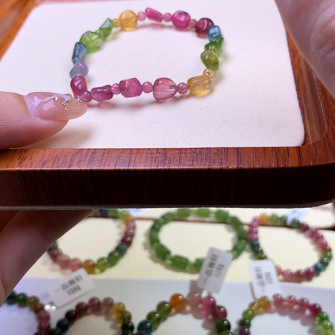 碧玺手串未镶嵌碧玺