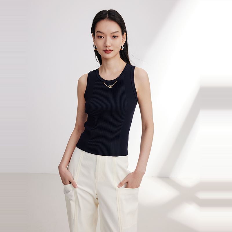 [唐嫣同款]EP雅莹女装 链条设计圆领针织背心 新品9007A