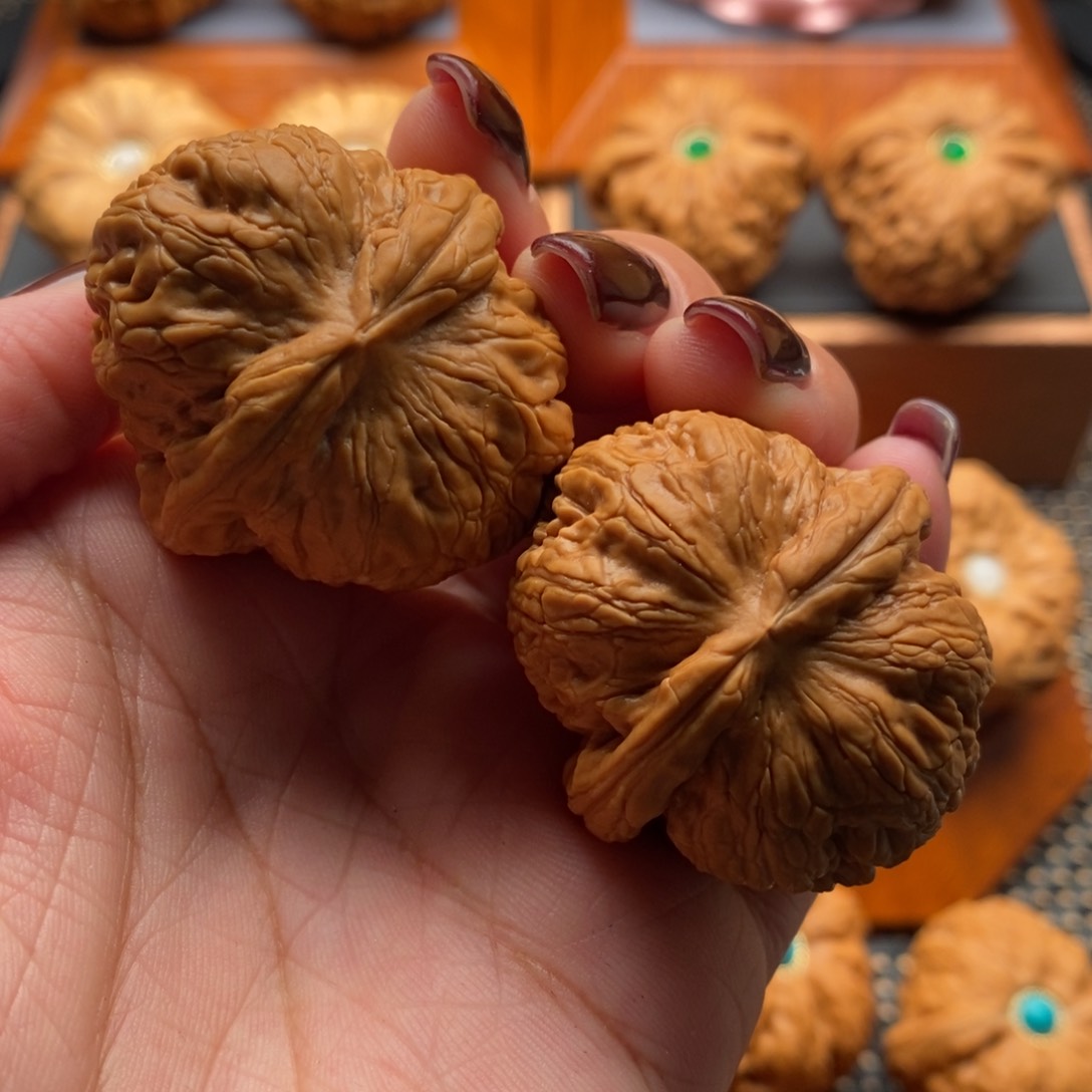 文玩核桃把件臻*粒元宝