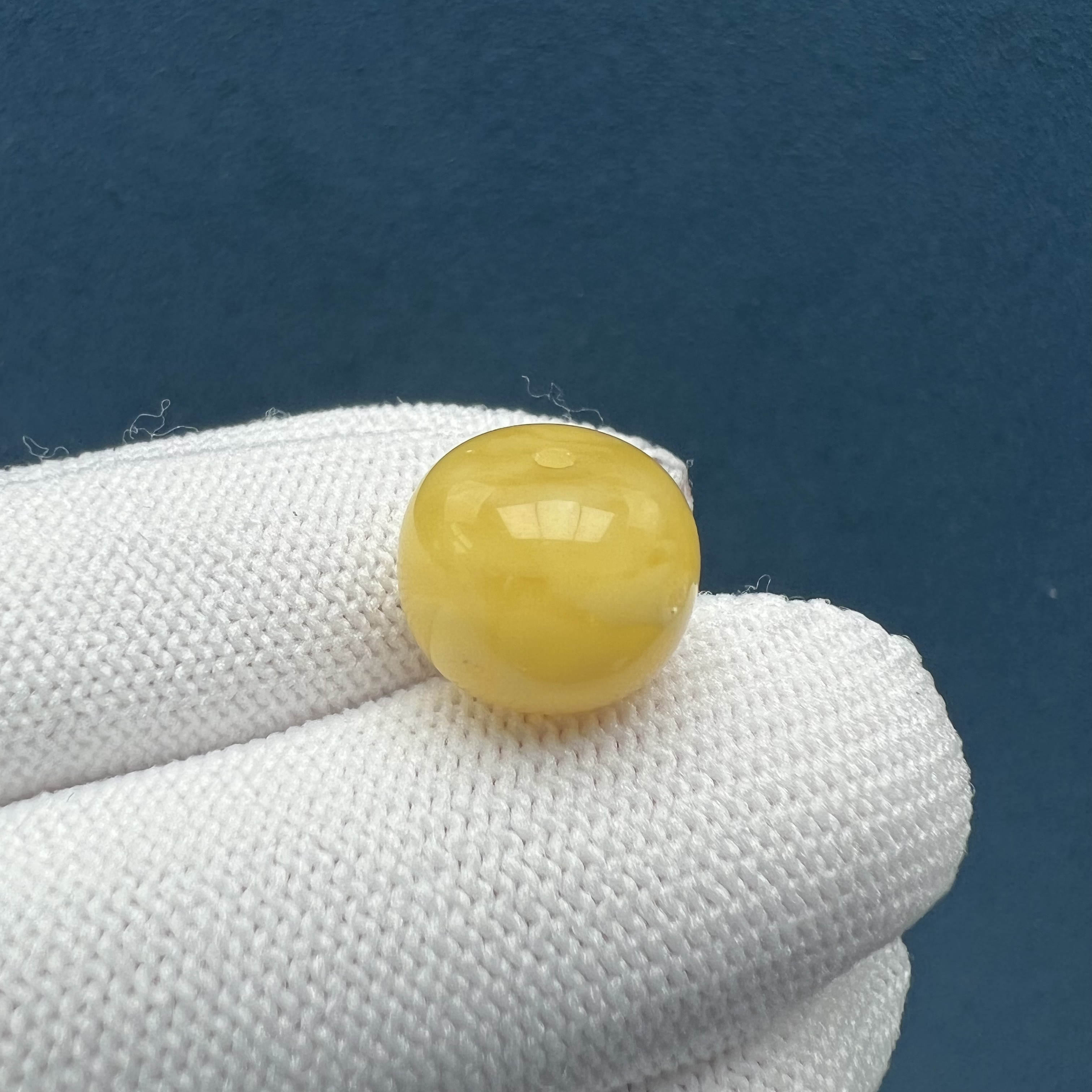 B9927天然原矿蜜蜡【微瑕】老型 12.6*10.3mm 支持复检 假一罚十