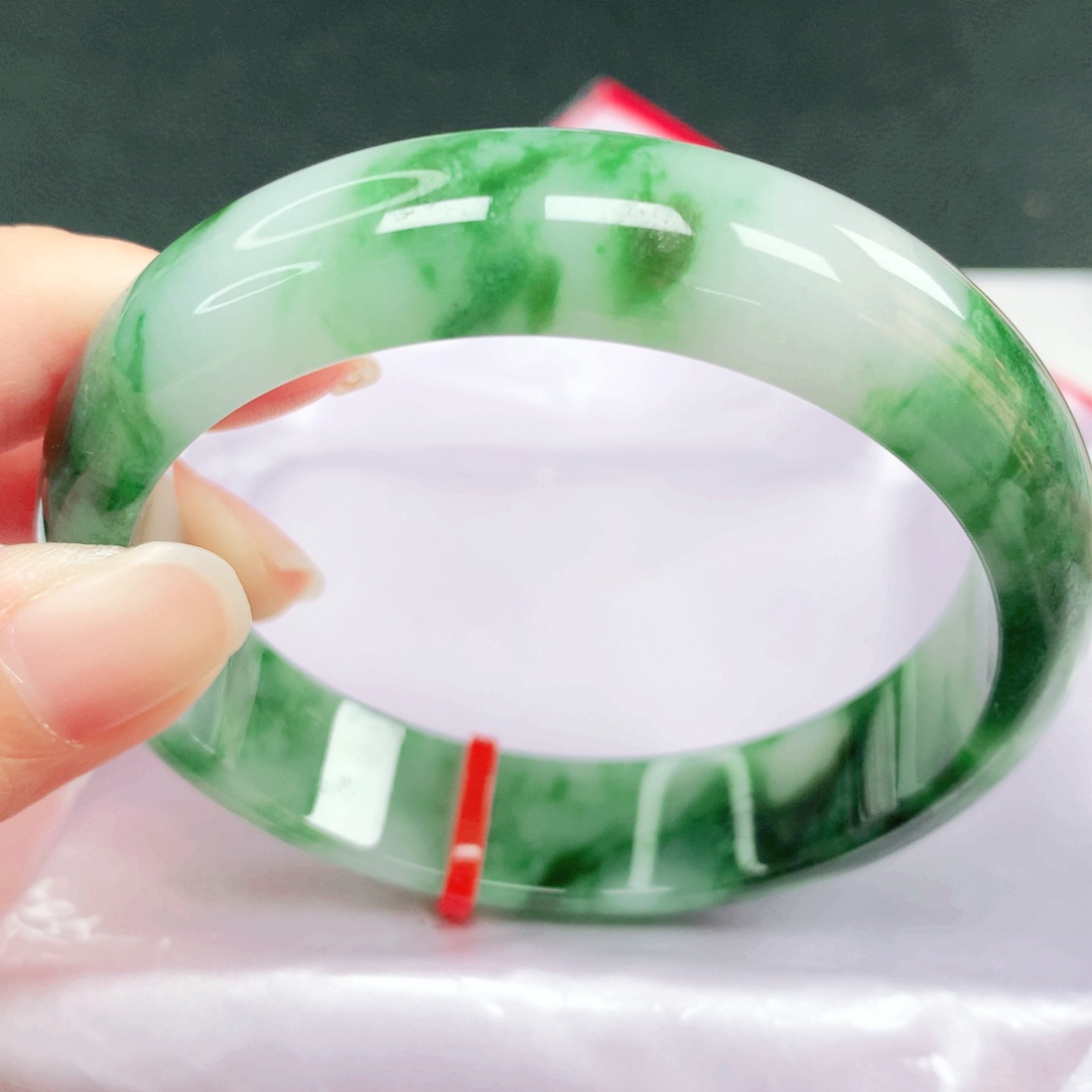 翡翠未镶嵌手镯59圈