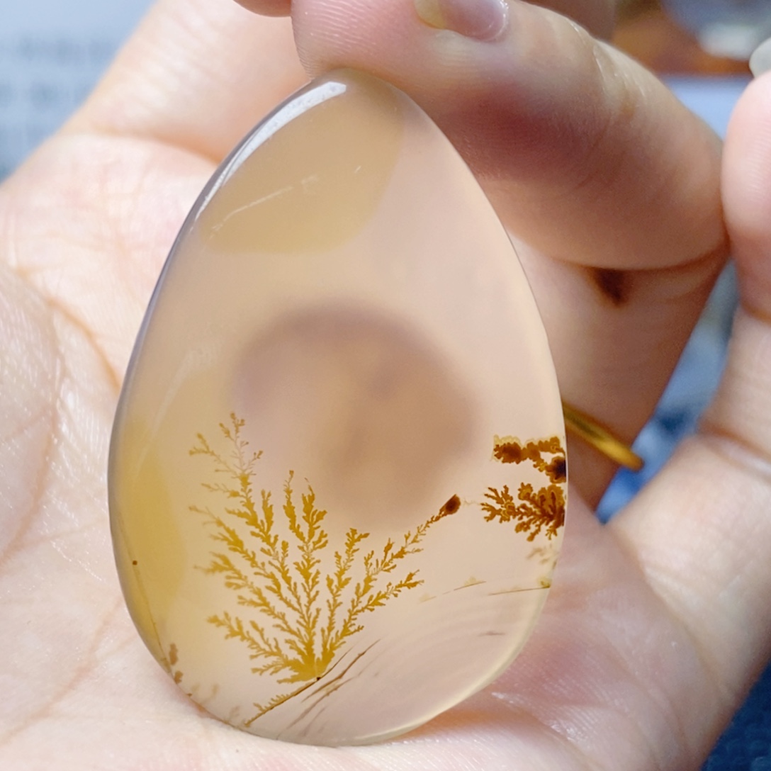 玛瑙/玉髓未镶嵌珠宝奇石