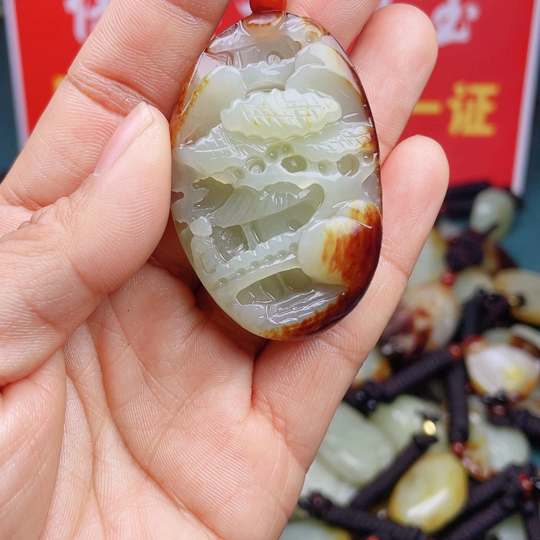 和田玉颈饰未镶嵌