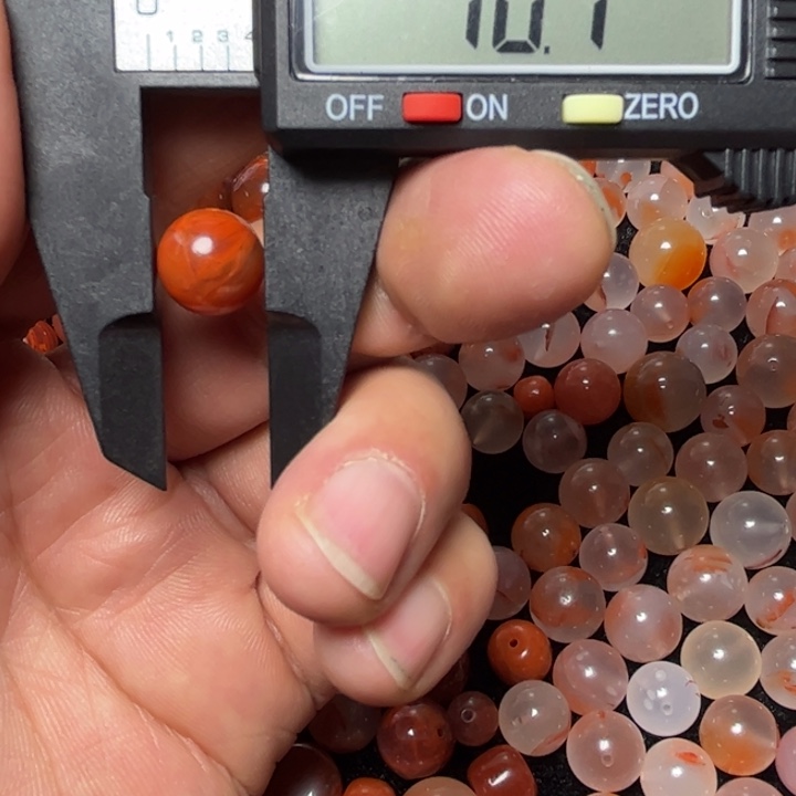 南红玛瑙未镶嵌珠宝奇石280号圆珠一个