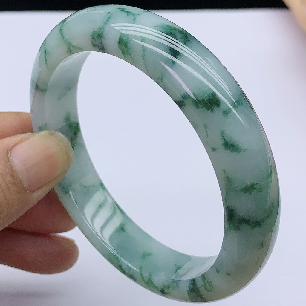 001708翡翠手镯61圈飘花大圈口水润天然A货缅甸玉手镯玉镯女款玉