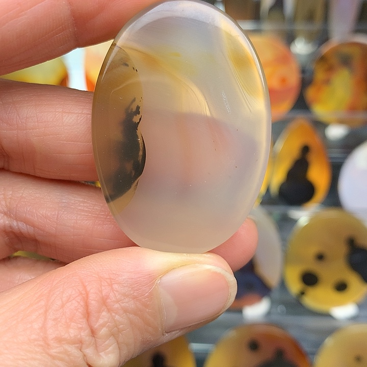 玛瑙/玉髓颈饰未镶嵌110