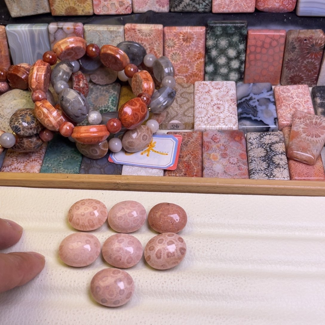 羊***羊硅化玉未镶嵌吊坠精品8