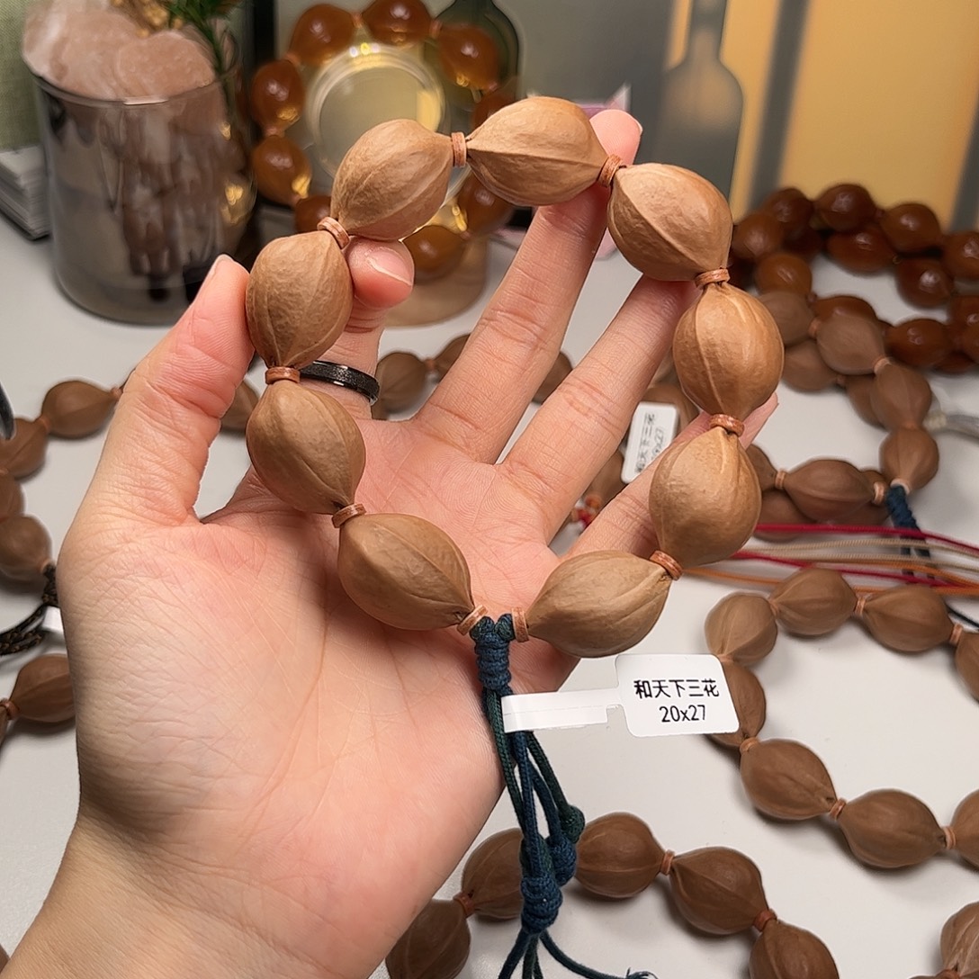 .***七橄榄核吊坠梅林铁核2027