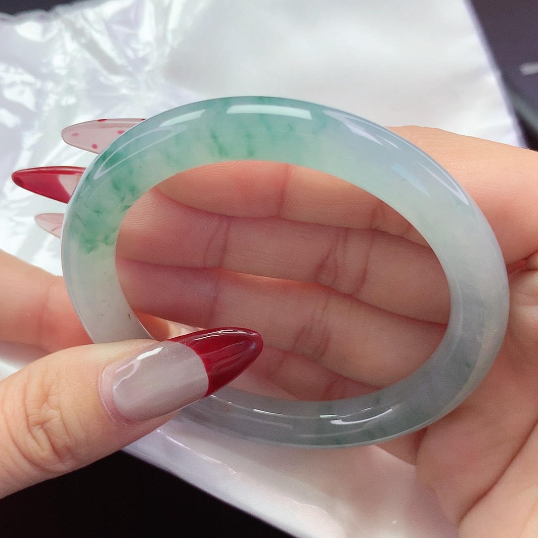 【闪购商品】翡翠手镯未镶嵌a 163377