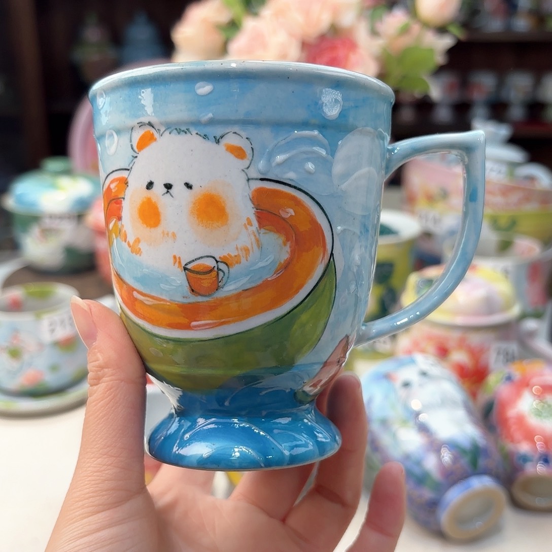 瓷片。。兔兔好可爱呀好