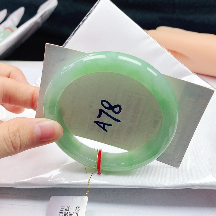 【闪购商品】翡翠手镯未镶嵌天然缅甸a货手镯57+