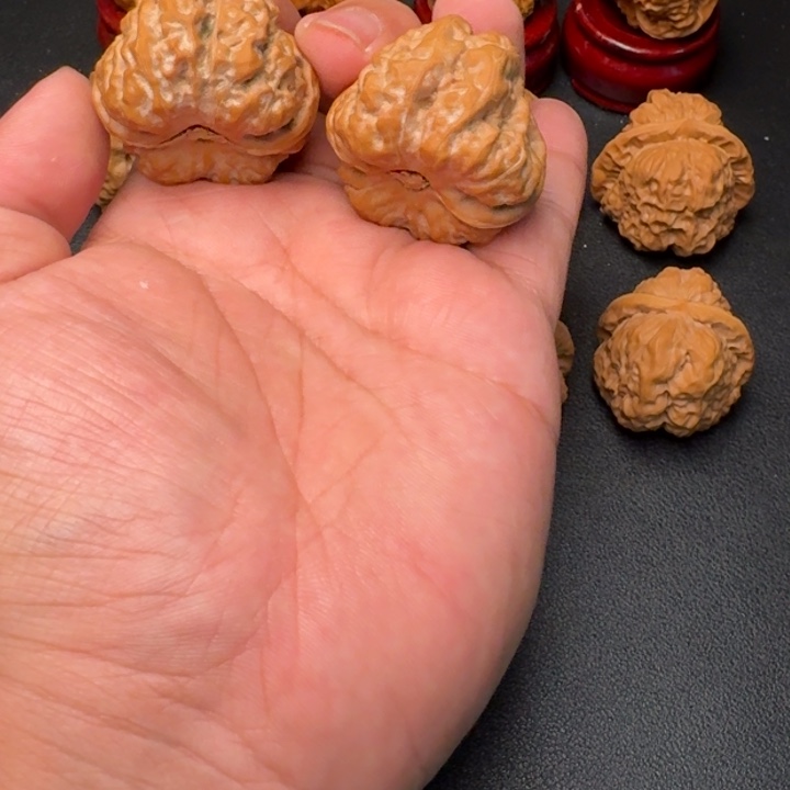 文玩核桃吊坠汪**儿41蛙蛙