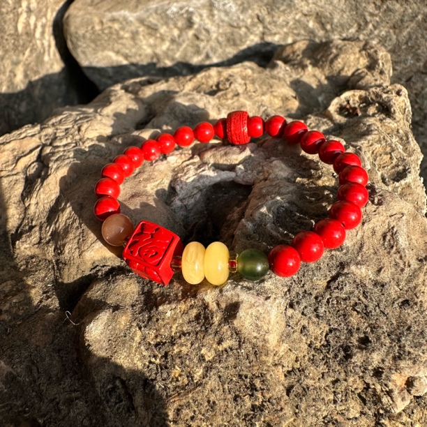 含辰砂工艺品赤丹高提红砂三合六合手串（搭配泰山玉）