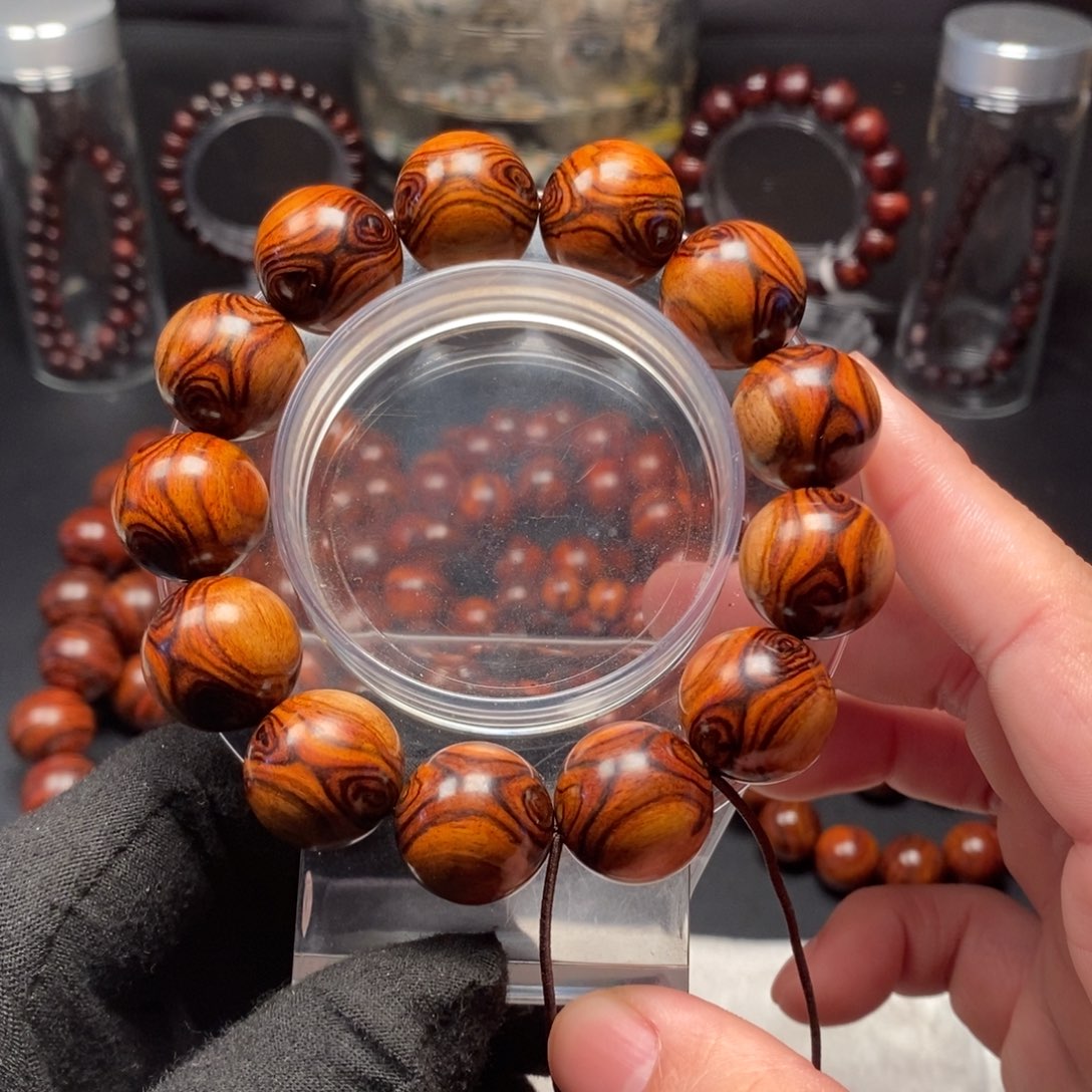 黄花梨/降香黄檀手串/手链漫****景1.8