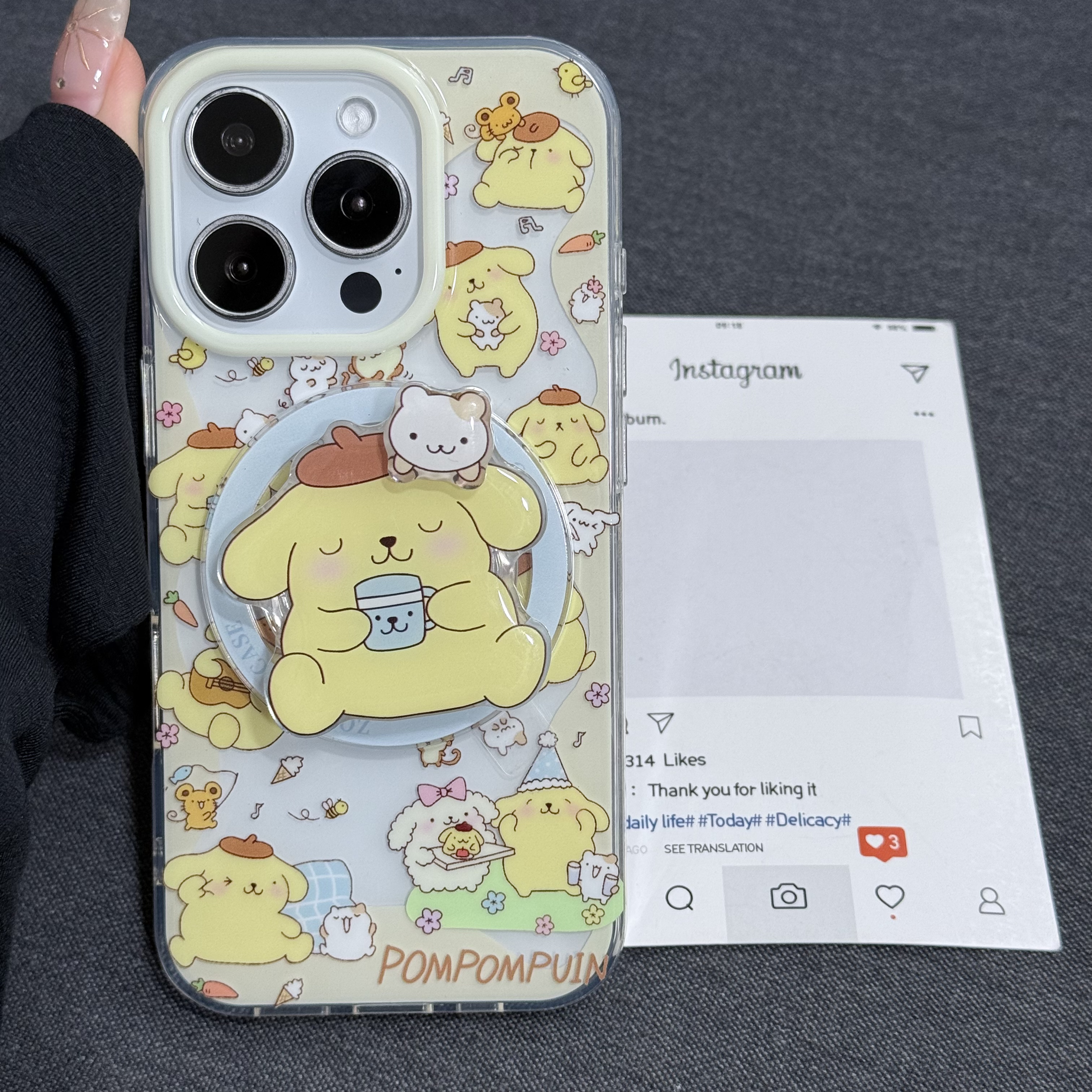 喵六家旋转棉花糖猫布丁狗磁吸支架手机壳适用于苹果手机