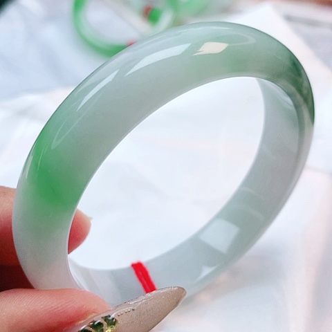 未镶嵌手镯翡翠1995