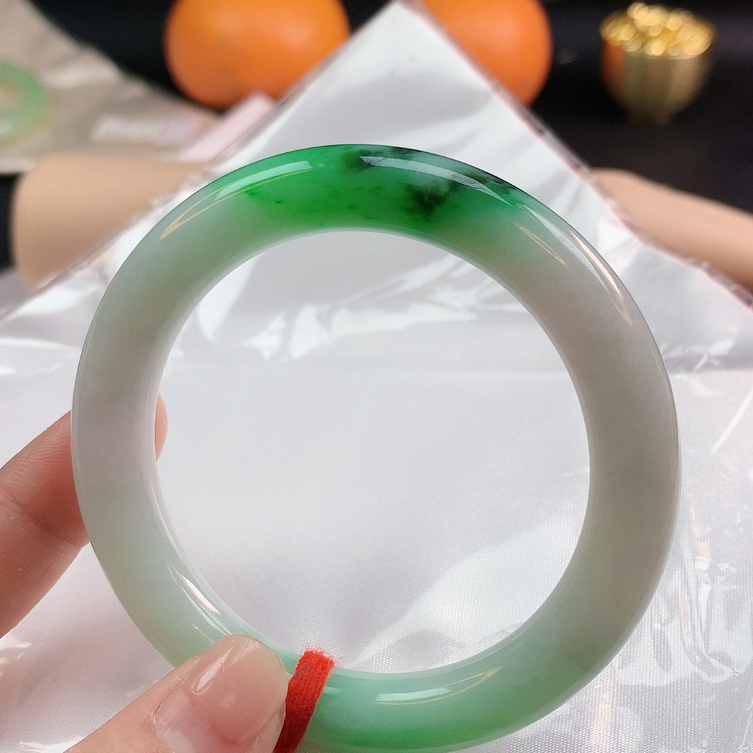 翡翠手镯未镶嵌54圈圆1796