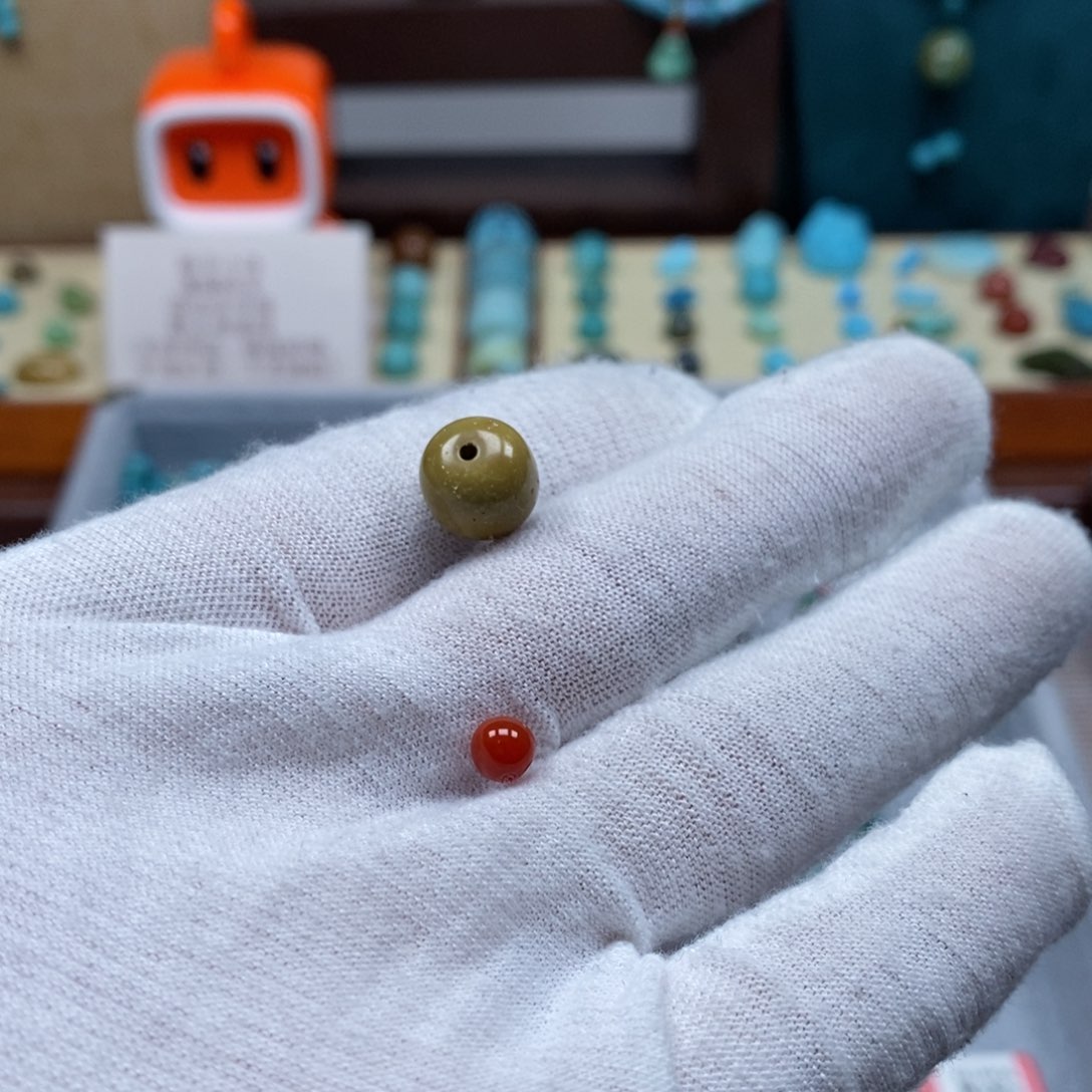 未镶嵌配饰南红玛瑙