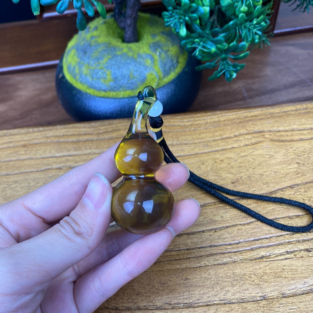 未镶嵌蓝珀裸石葫芦手把件