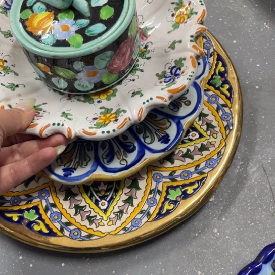 晴***¥金葡萄瓷器欢迎您