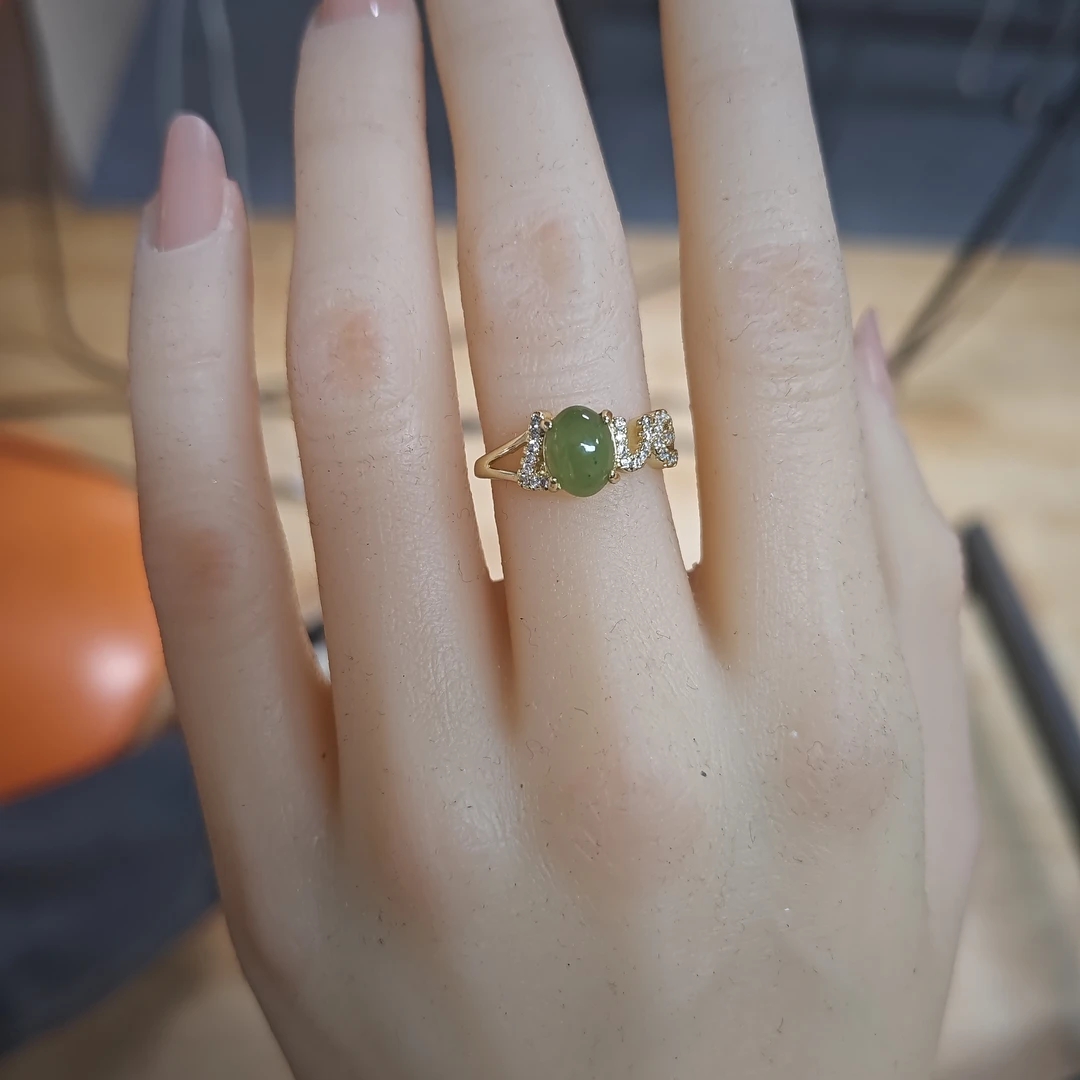 ［0091］天然和田碧玉精美精品戒指