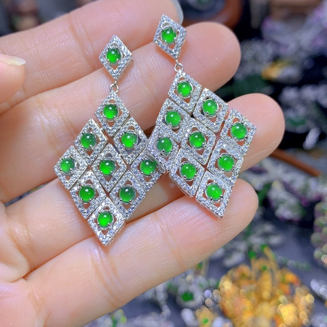 翡翠颈饰银S925镶嵌天然翡翠