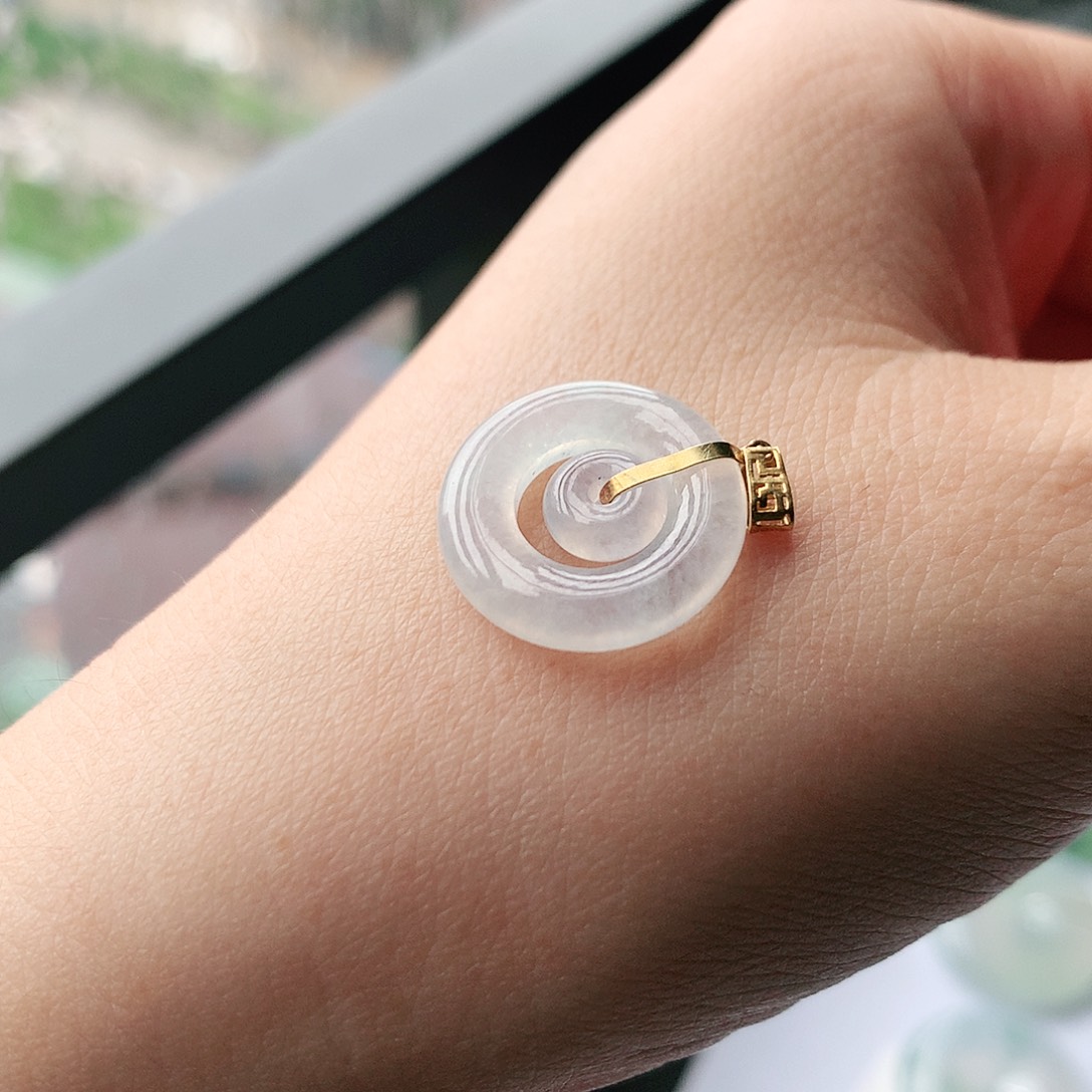 翡翠未镶嵌颈饰编号8，16.6/3.5