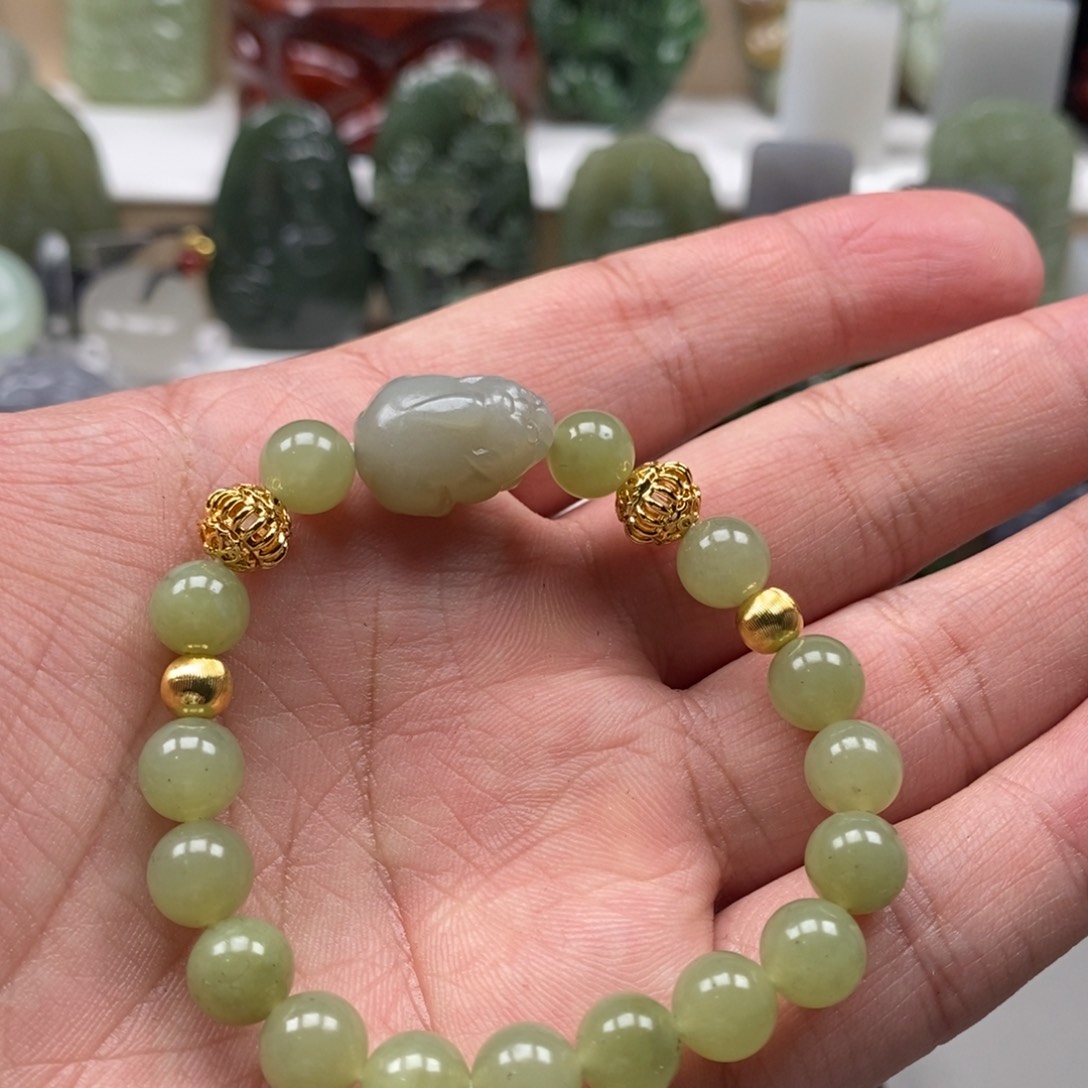 和田玉颈饰未镶嵌谊*嘉