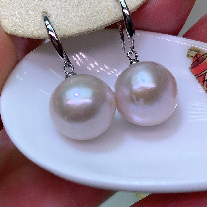 银S925镶嵌耳饰淡水珍珠