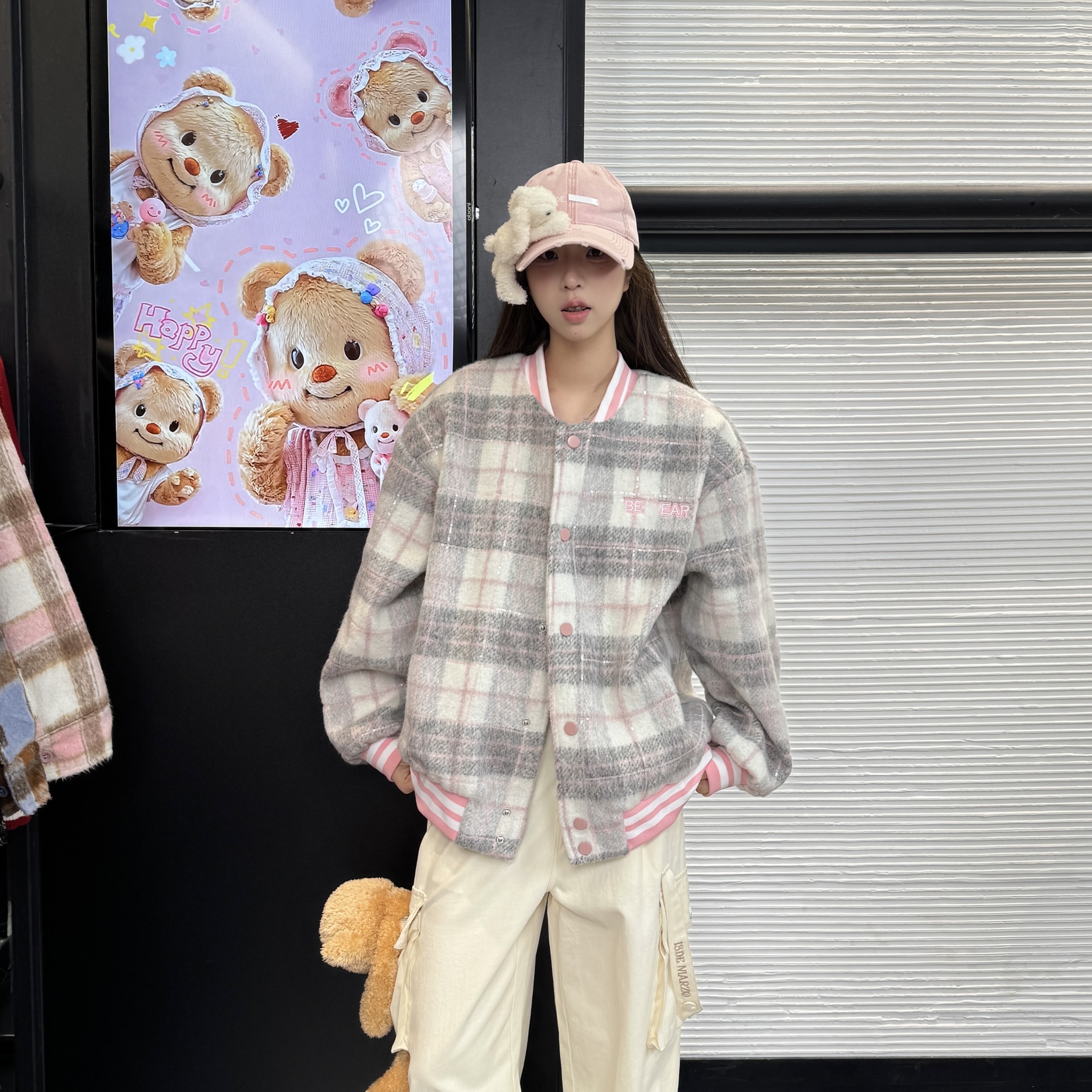 【粉粉嫩嫩】粉色格纹拼接棒球服外套女秋冬新款宽松休闲夹克（207）