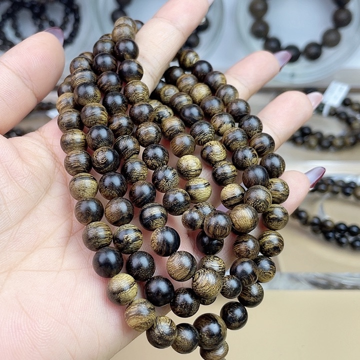 沉香手串用****3越南芽庄白奇玉化留疤嘤子虎斑