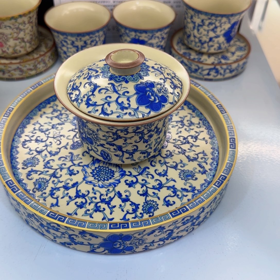 这些盖碗真好看！！！