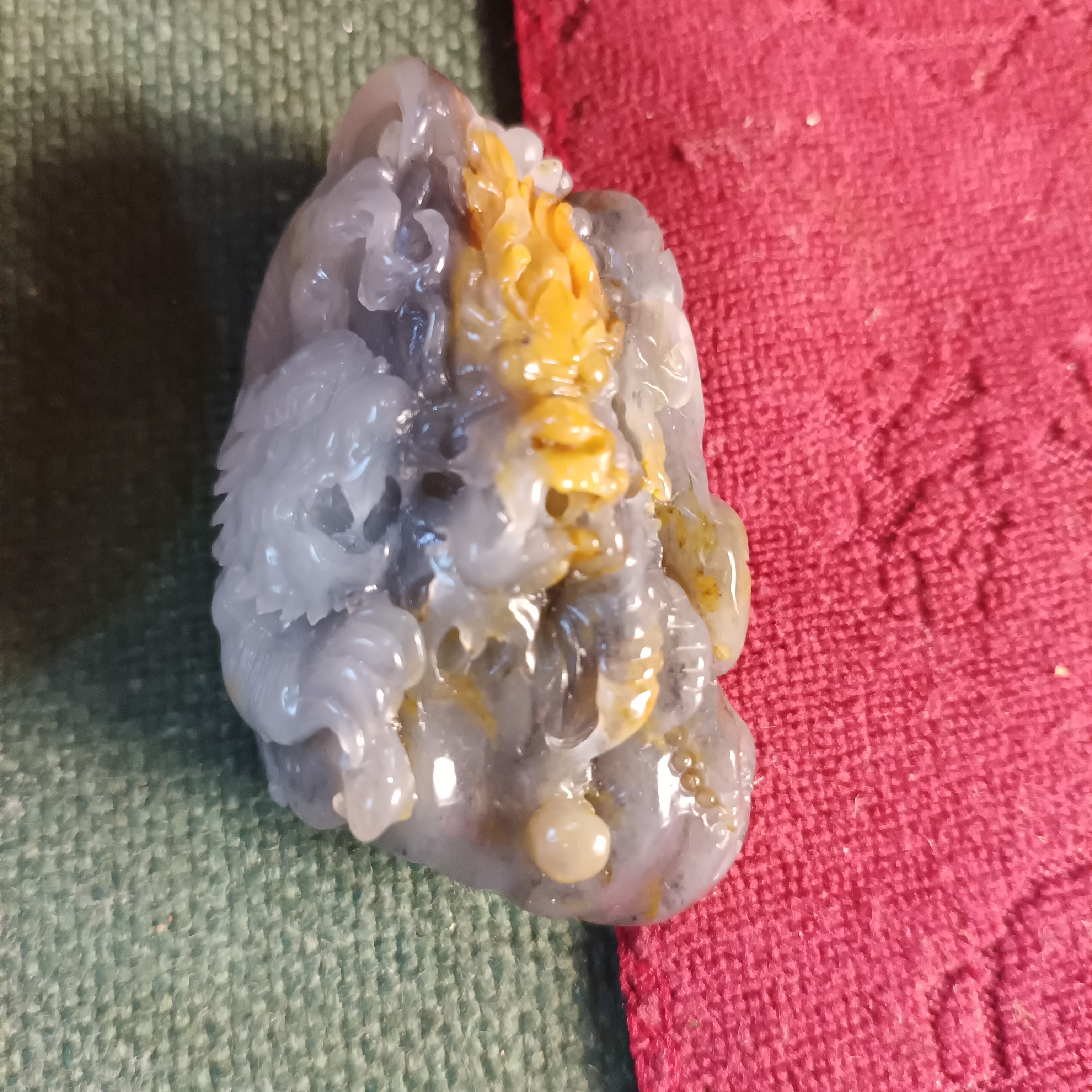 精品：三色青花巧雕龙争虎斗，规格尺寸见视频，国家质检基地发货