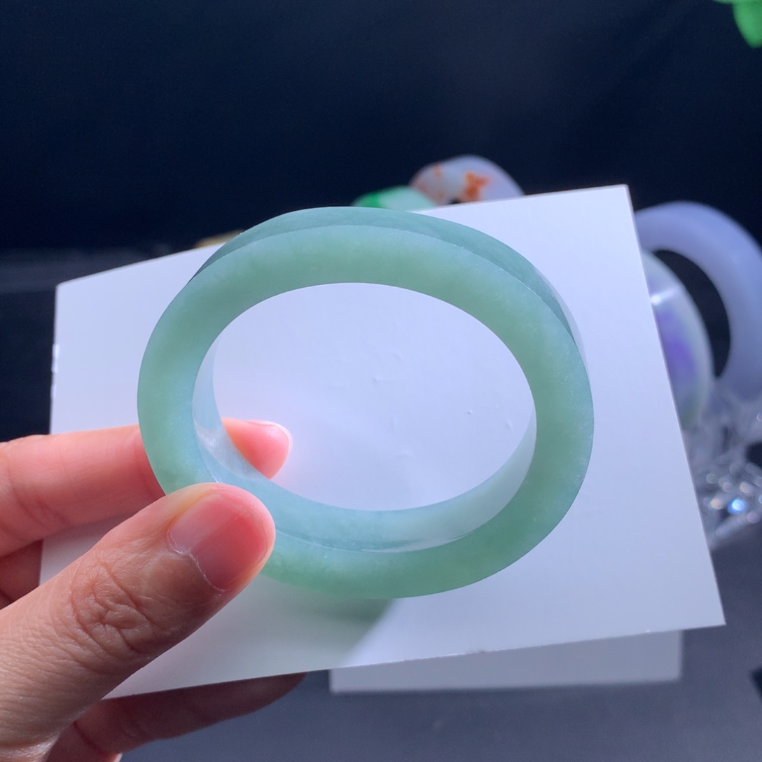 定制翡翠手镯未镶嵌