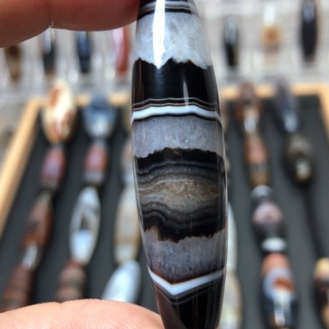 玛瑙/玉髓未镶嵌珠宝半成品