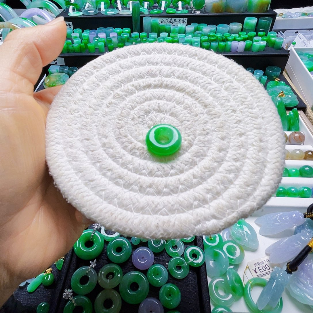 呆***石翡翠未镶嵌吊坠(不含链)