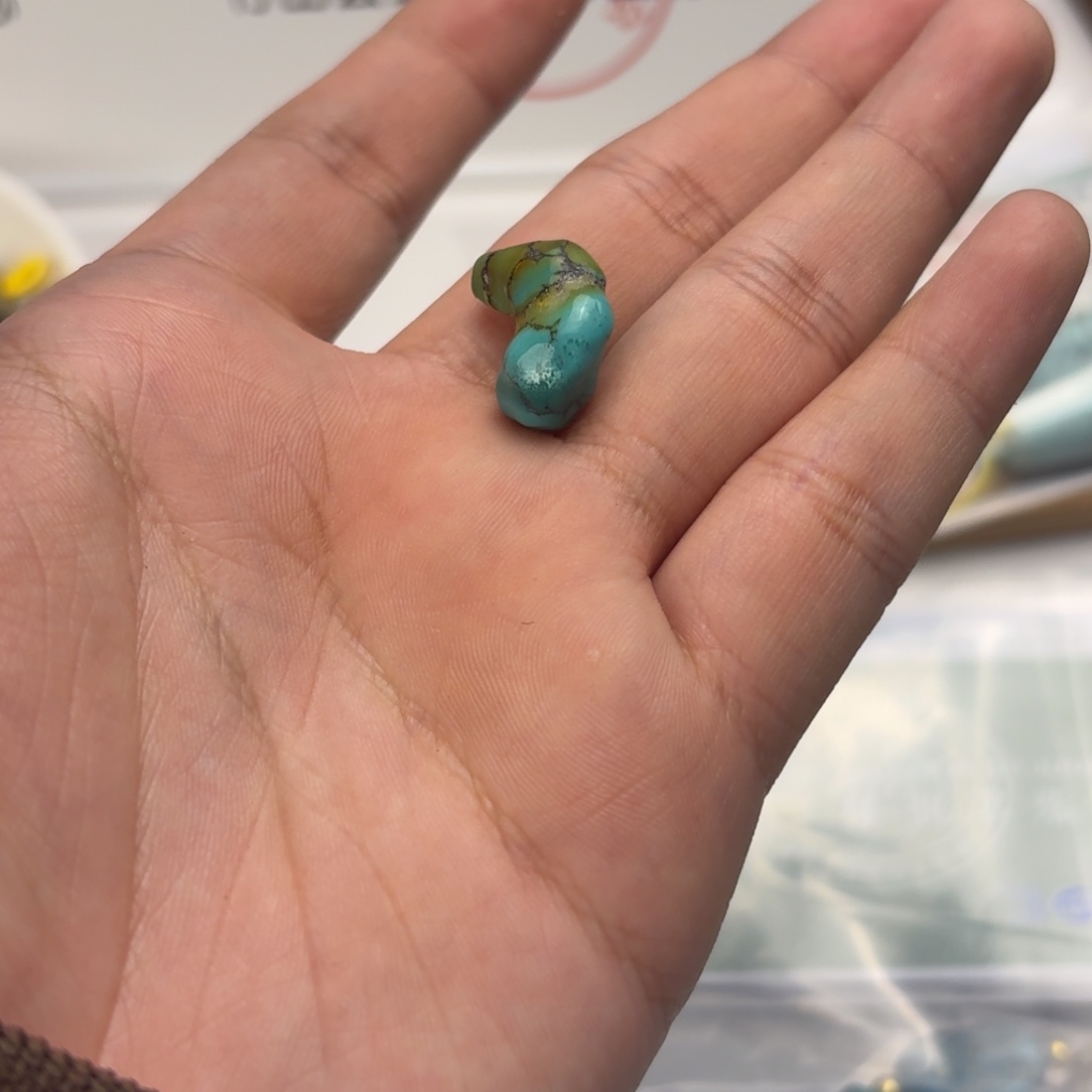 南红玛瑙未镶嵌绿松石